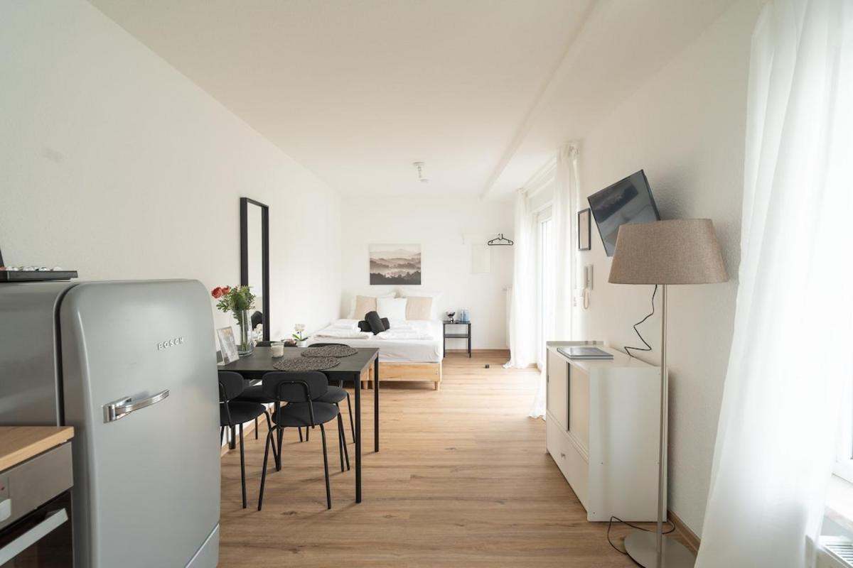 Modernes City-Studio Universitaet Koblenz Coblenza Esterno foto