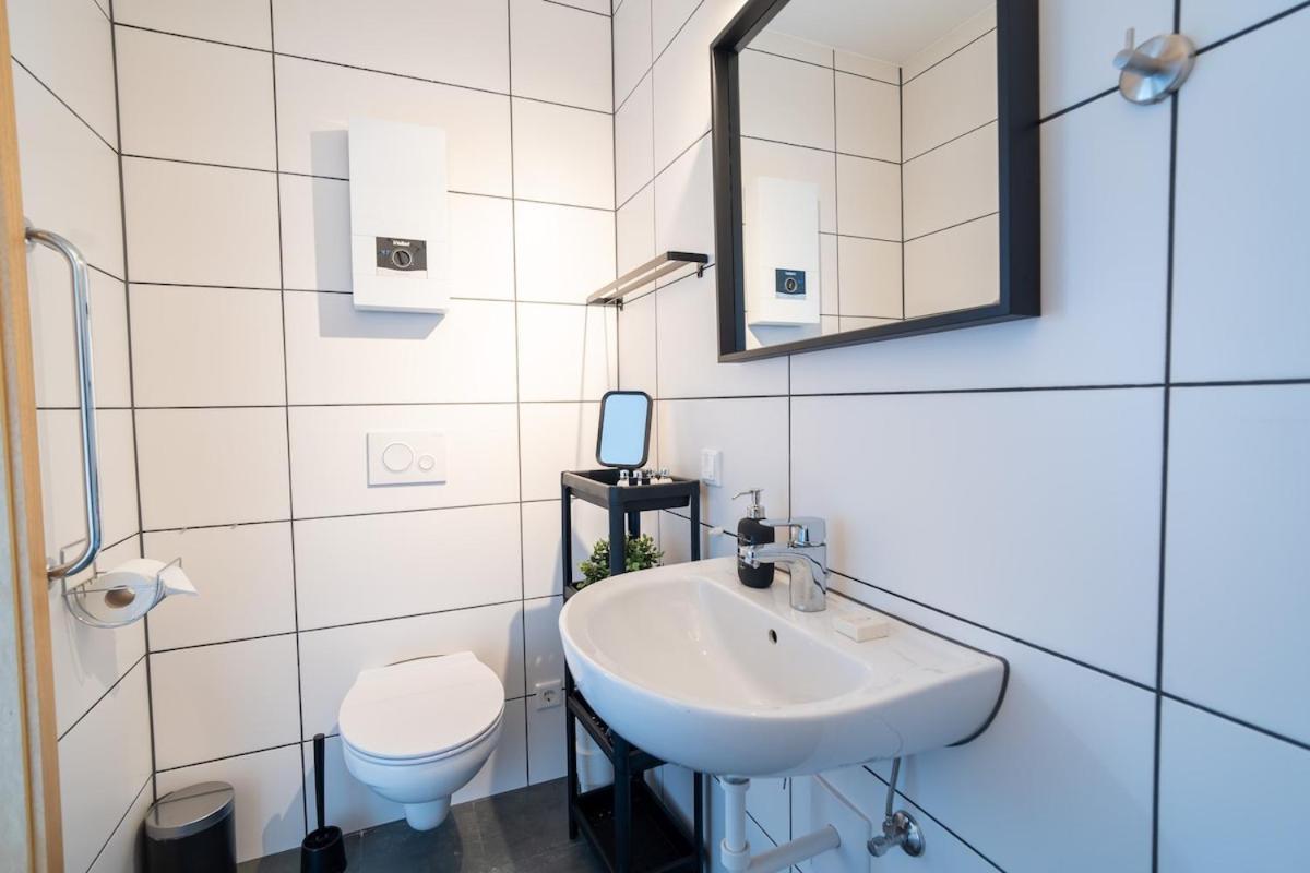 Modernes City-Studio Universitaet Koblenz Coblenza Esterno foto
