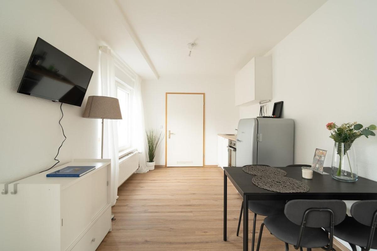 Modernes City-Studio Universitaet Koblenz Coblenza Esterno foto